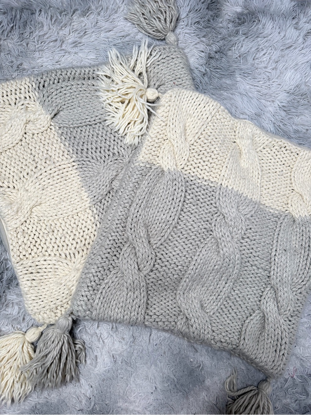 Pottery Barn Bluma Pillow Cover Set Gray Ivory 22"sq Handknit Chunky Yarn